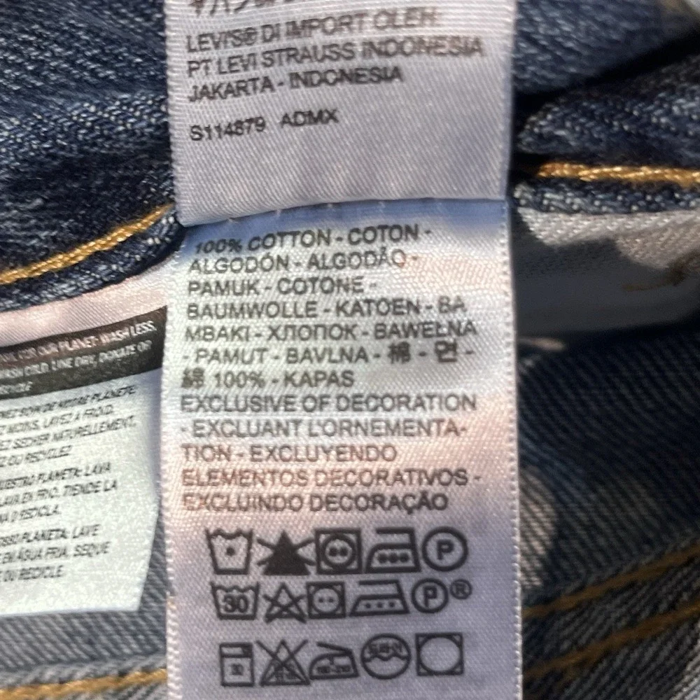 New! Levi's 505 Regular Fit Jeans SIZE 30x34 Blue Straight Leg Classic Denim NWT